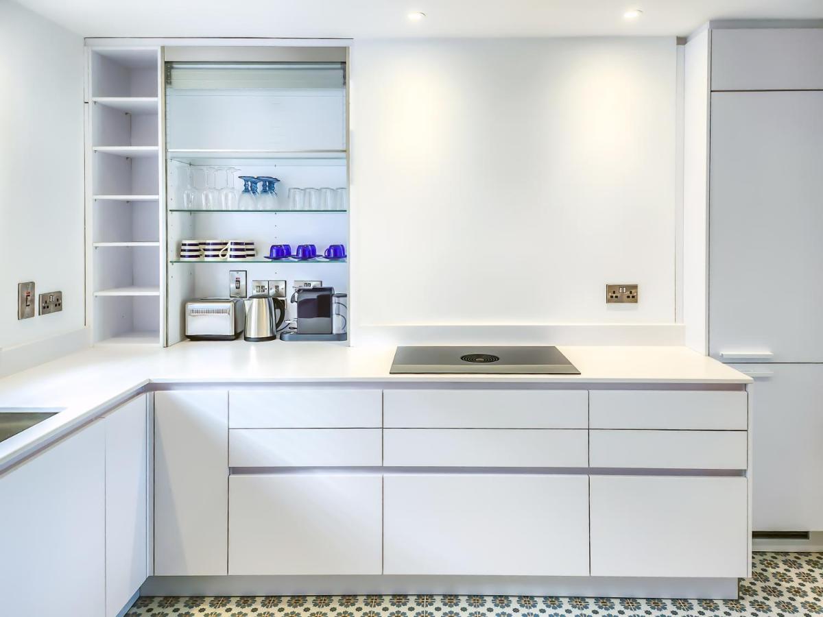 The Kinsale 4 Center Villa ภายนอก รูปภาพ