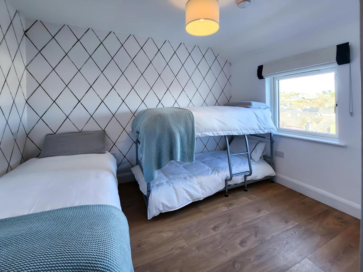 The Kinsale 4 Center Villa ภายนอก รูปภาพ